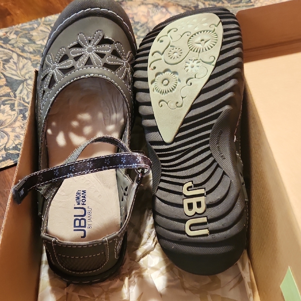 JBU  Gray Mary Jane Shoes